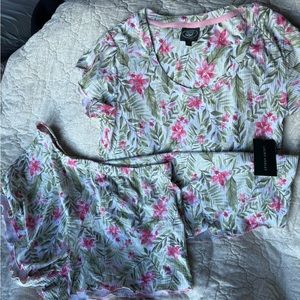 Laura Ashley Sleep Set